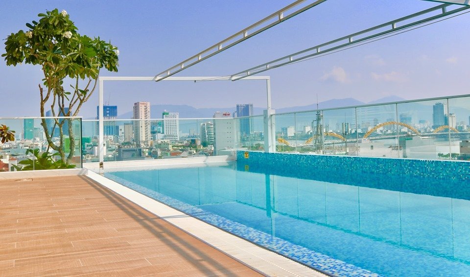 Luxury 1 bedroom apartment for rent with swimming pool close to Han Market Da Nang