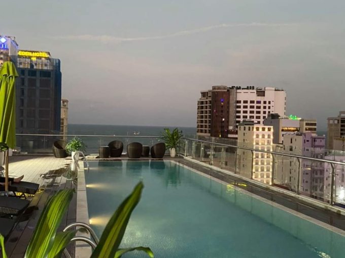 10fdb9618a9972c72b88 2 bedrooms apartment for rent Da Nang with swimming pool