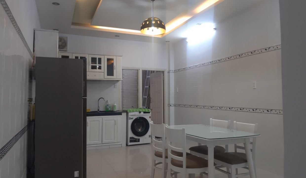436b15e1a103595d0012