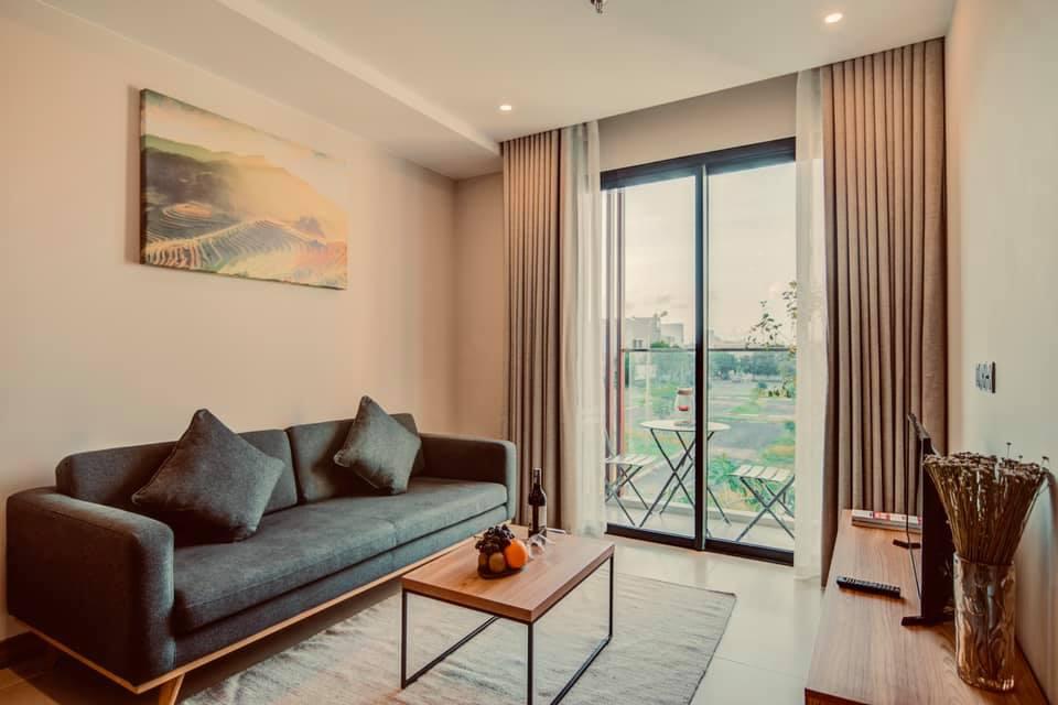 2 bedrooms apartment for rent close to the beach Da Nang