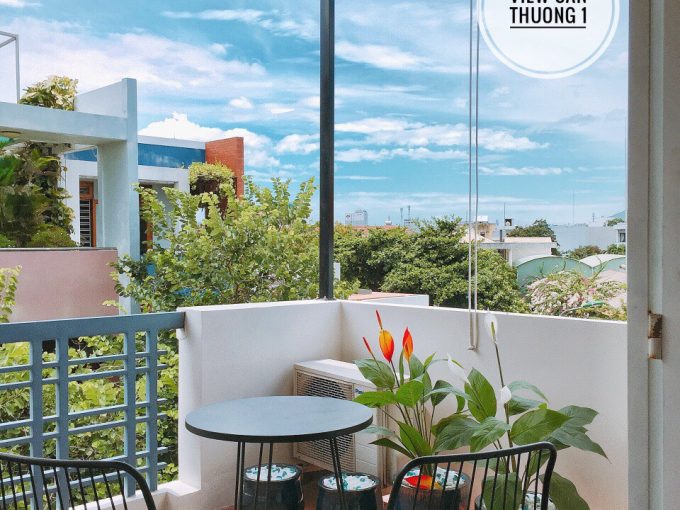 z1879555411278 9a6cf6155ba15af32f044e00a8e28bff 3 Bedrooms House For Rent with Rooftop near Vincom Da Nang