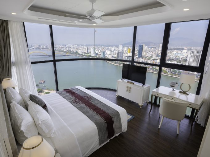 Room1 view7 5 Star Apartment For Rent Vinpearl Codotel Riverfront Da Nang