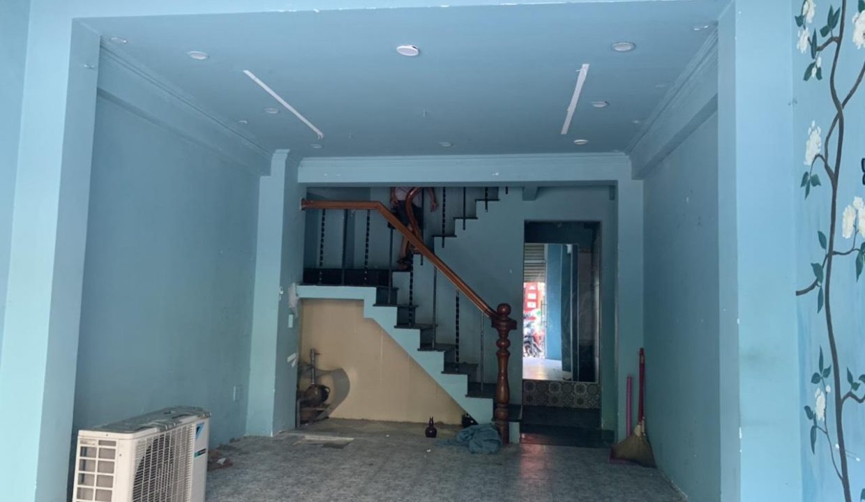 0dce505e1989e4d7bd98