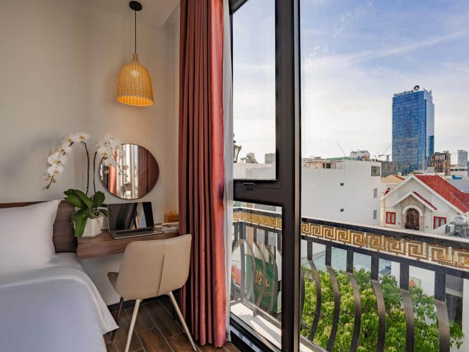 2b6181318e1f72412b0e High end studio for rent near Han market Da Nang