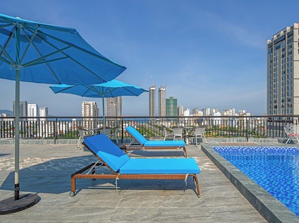 New 1 bedroom Apartment for rent with Pool on Pham Van Dong Street Da Nang