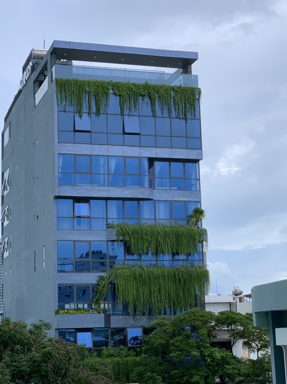 Modern office for rent – Da Nang Central Business District – Completed in 2020 – Rare Opportunity