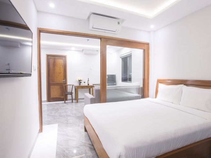 z2104165679691 5d935b9fae1c02a1243e79b5850950fc Sea View One Bedroom Apartment For Rent In Ngu Hanh Son Da Nang