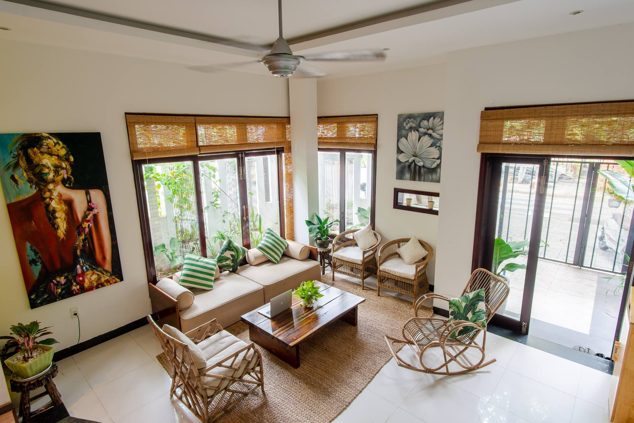 Modern Asian Four Bedrooms House For Rent Son Tra Da Nang