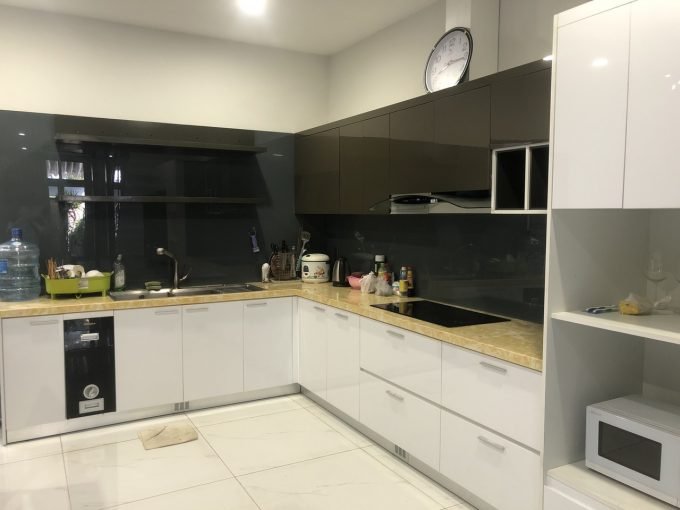 z2120511507603 fa48efdb6141bf9e18578132a7cf737a Chic Three Bedrooms House For Rent in Man Thai Da Nang
