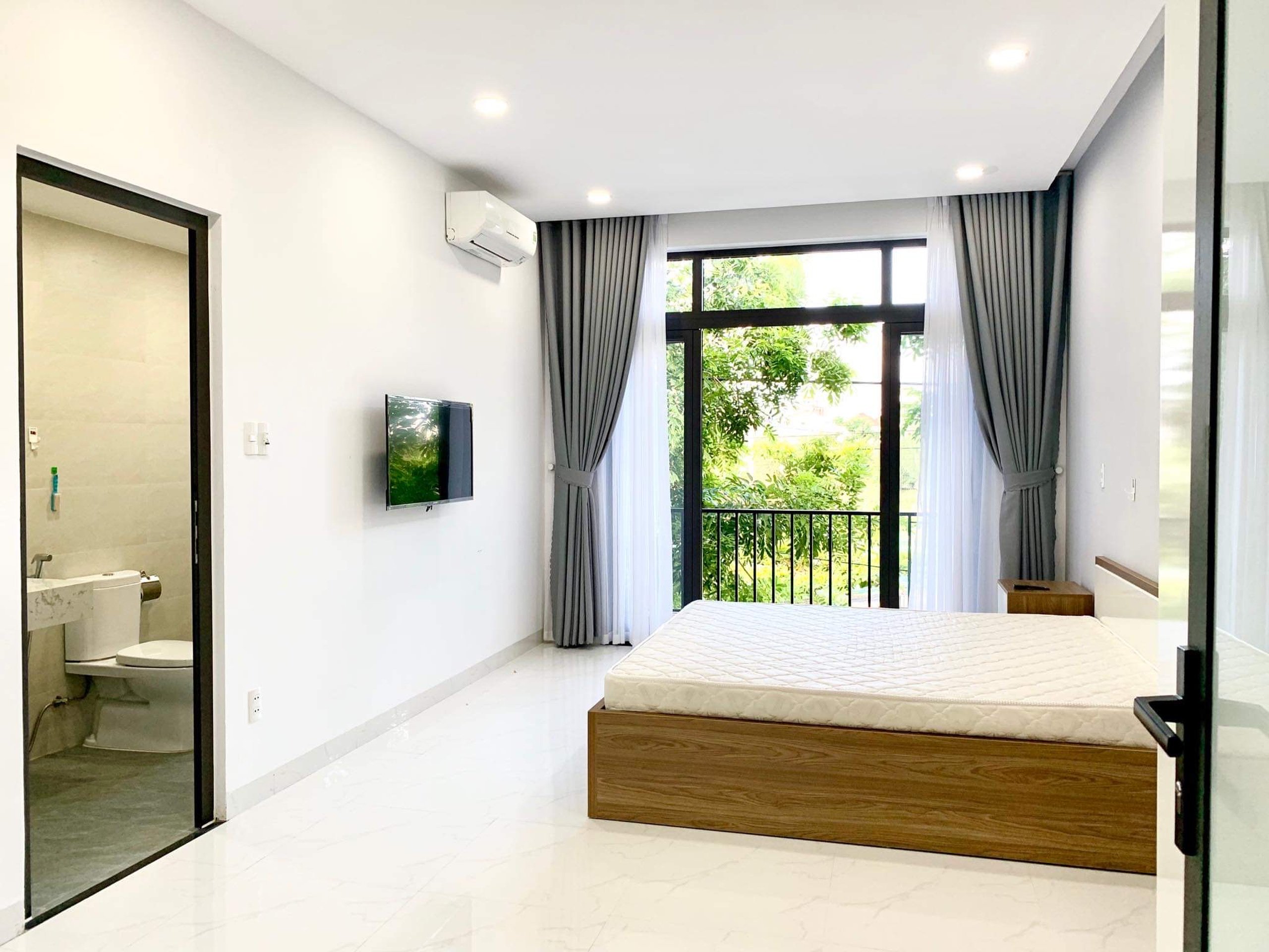 Generous Six Bedrooms House For Rent Near Marble Mountain Da Nang