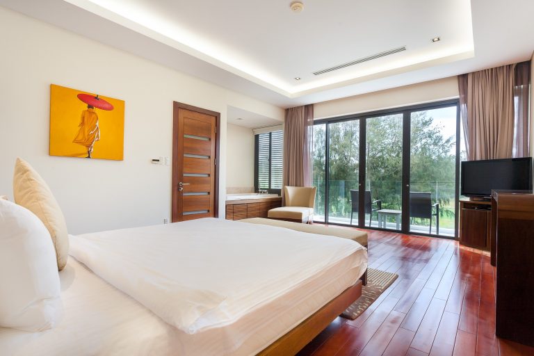 Сдаётся дом, 4 спальни, 433 м², Ngũ Hành Sơn