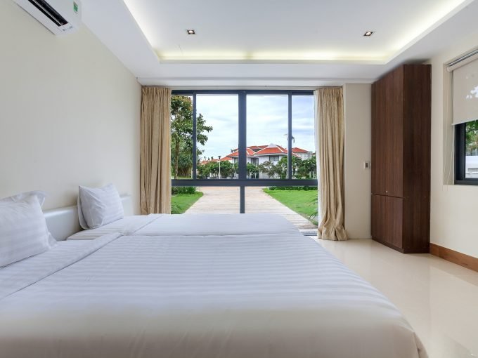 z2201202503902 f2149240203bd7b14369526f049ac8ad Four Bedrooms Villa For Rent Ocean Villas Da Nang