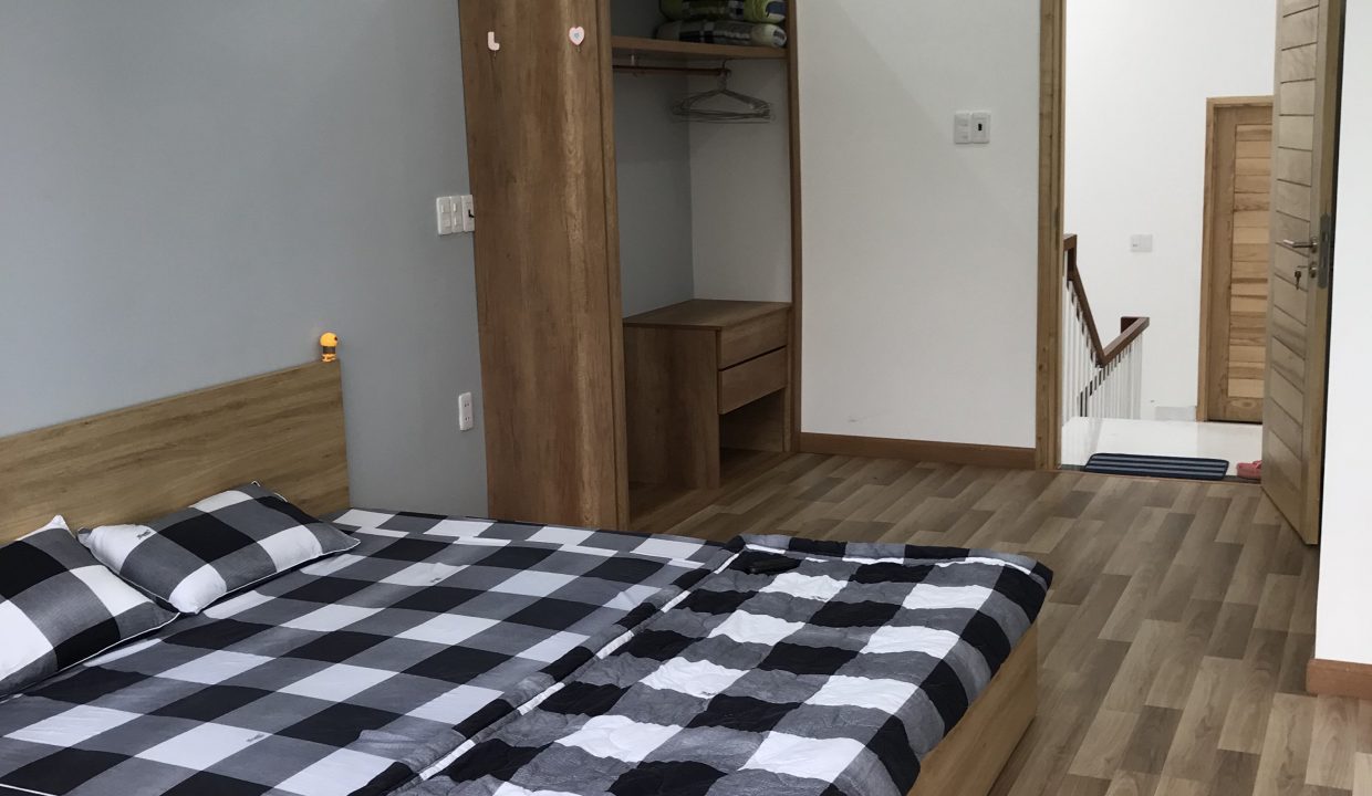 z2304111276008_3d999dfac852cc579f5e812ab5ebd70e
