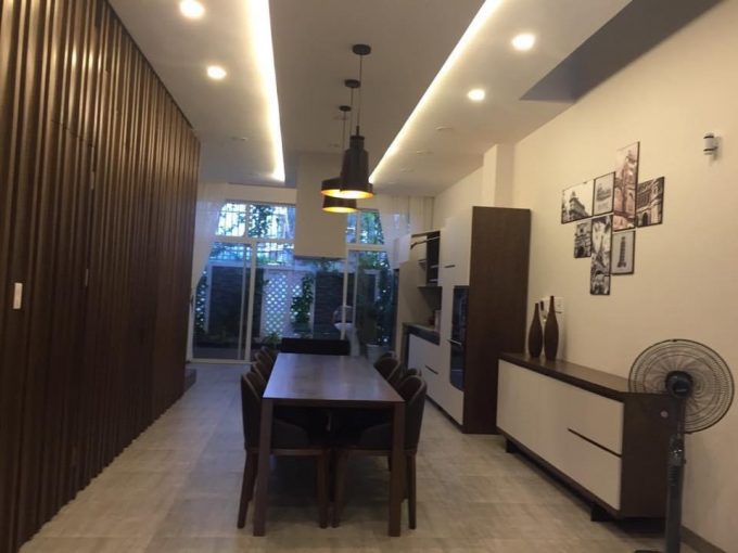 z2363017613881 56299f647ab17ba92d77398c309d8a5f Chic Three Bedrooms House For Rent In Euro Village, Da Nang
