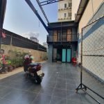 z2377262829627 4f09ac0b11a97d1544f9486d46f31a45 One Bedroom House And Big Front Commercial Space For Rent Da Nang