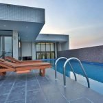 z2442565044272 2f6283ff186939f0c6f43f775eb5a68b High-End Apartment for Rent in Son Tra, Da Nang: A Luxurious Retreat with Modern Amenities