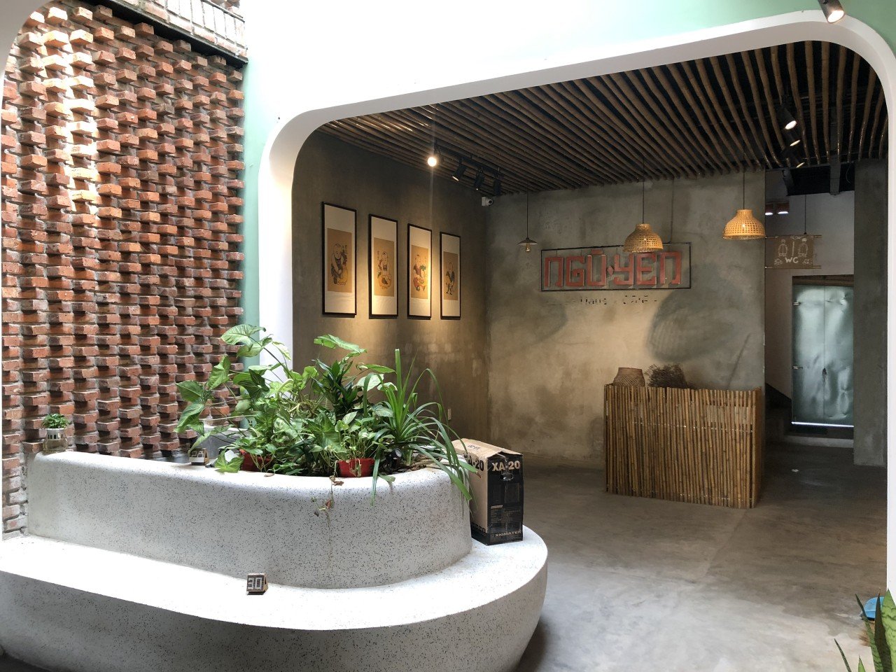 Commercial Space For Rent With Open Floor For Rent Near My Khe Beach Da Nang