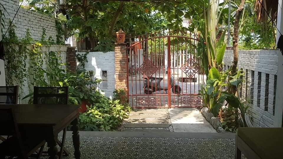 Vintage Two Bedrooms House For Rent Walking Distance To An Bang Beach Hoi An