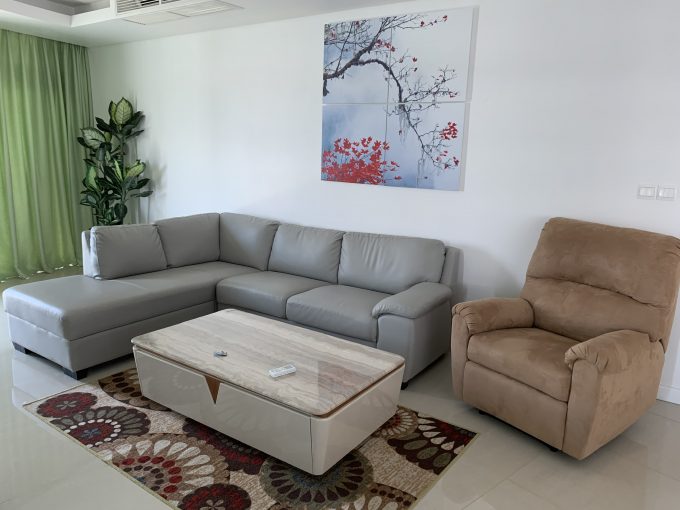 z2562183679285 ac80f40eba3837ac4b3d7a6697926f28 Beautiful Three Bedrooms Apartment Azura For Rent In Son Tra Da Nang