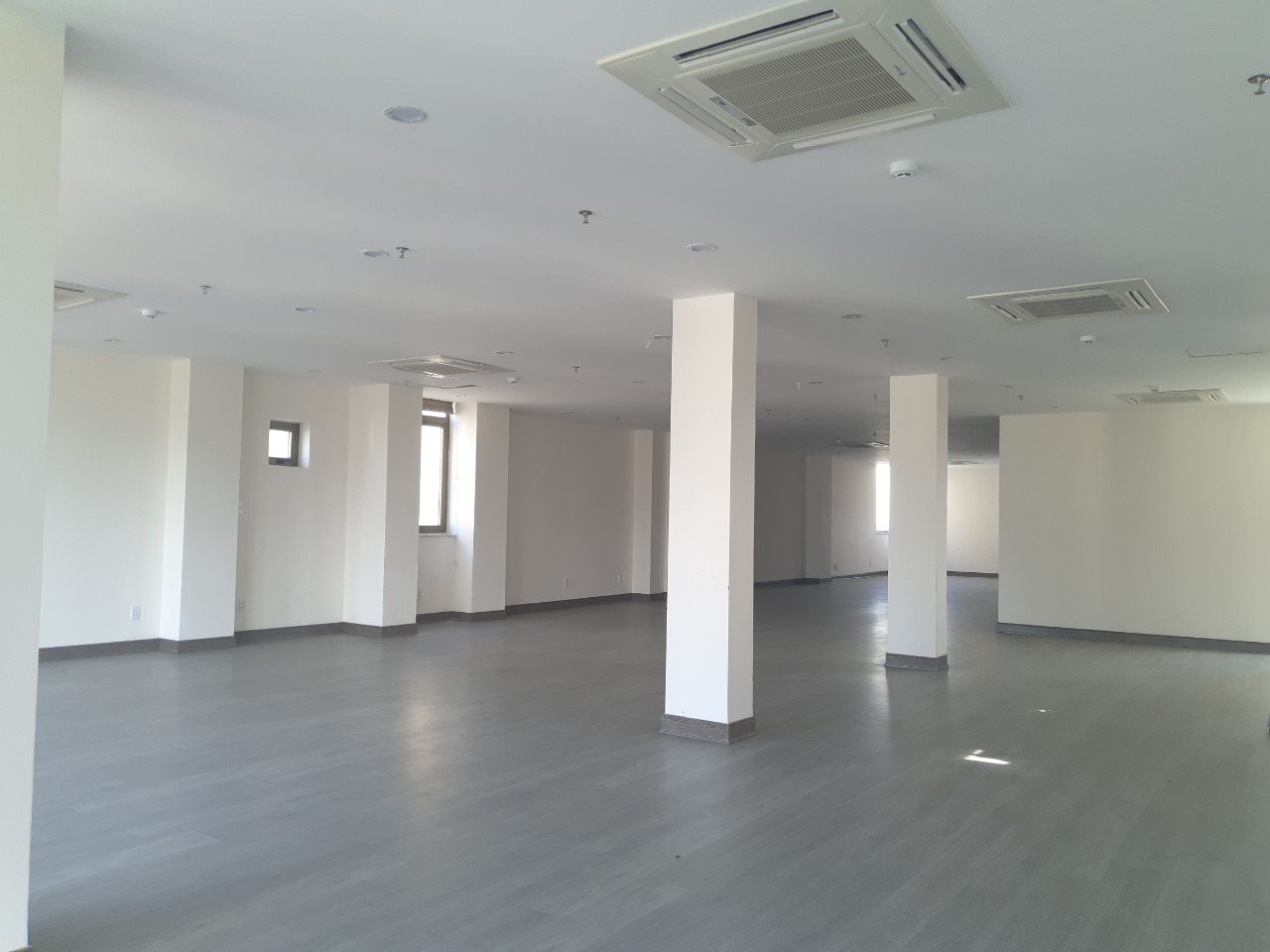 Office Floors For Rent On Pham Van Dong Da Nang