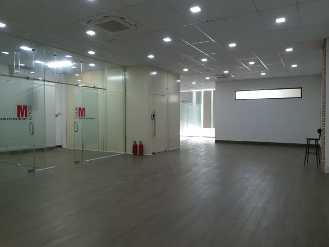 z2602789945674 8040f325624889f7afa3301045d78c09 Office Building For Rent On Tran Hung Dao Son Tra Da Nang