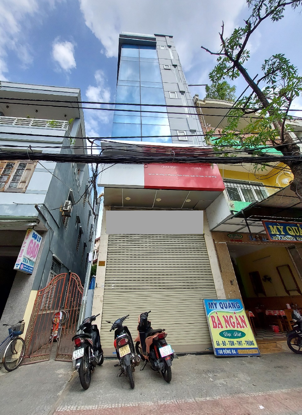Office building for rent in Dong Da street