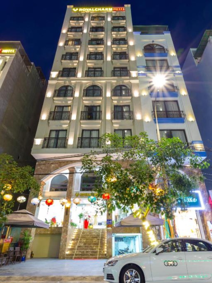Hotel with 50 rooms in Tran Bach Dang for sell