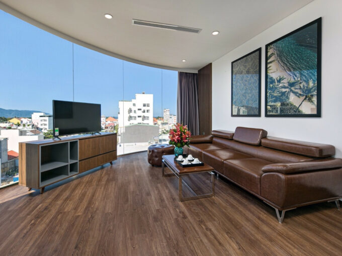 z2284775703736 20f760c94b10ac38d64884f9d031d930 Luxury 2 Bedrooms Rooftop Pool Apartment for Rent in Da Nang