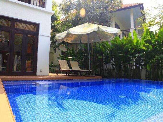 z3413951421226 3b69da78064500fbc485820a6ec71e19 Luxurious 3 Bedrooms Villa for Rent in Furama Resort, Da Nang