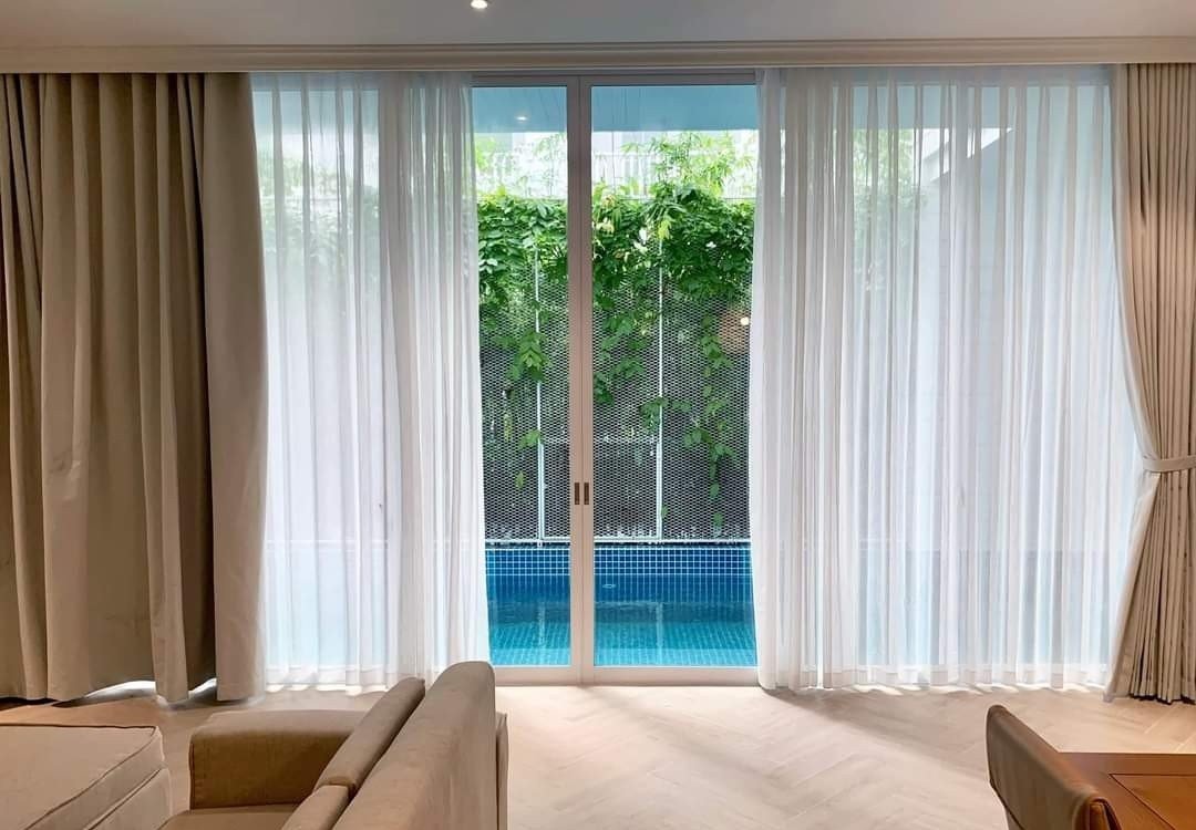 Modern Pool Villa for rent with 3bedrooms near An Thuong Area
