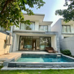 z4321248190911 4a2b6fa5c7e5e1d9f890e40edbedccd7 Luxury 2 bedrooms Pool Villa for Rent at The Point