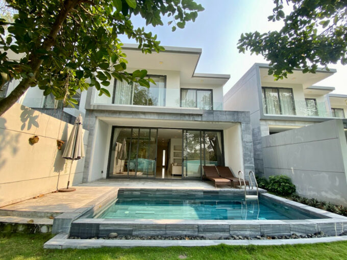 z4321248190911 4a2b6fa5c7e5e1d9f890e40edbedccd7 Luxurious 3 Bedrooms Pool Villa for Rent at The Point, Da Nang
