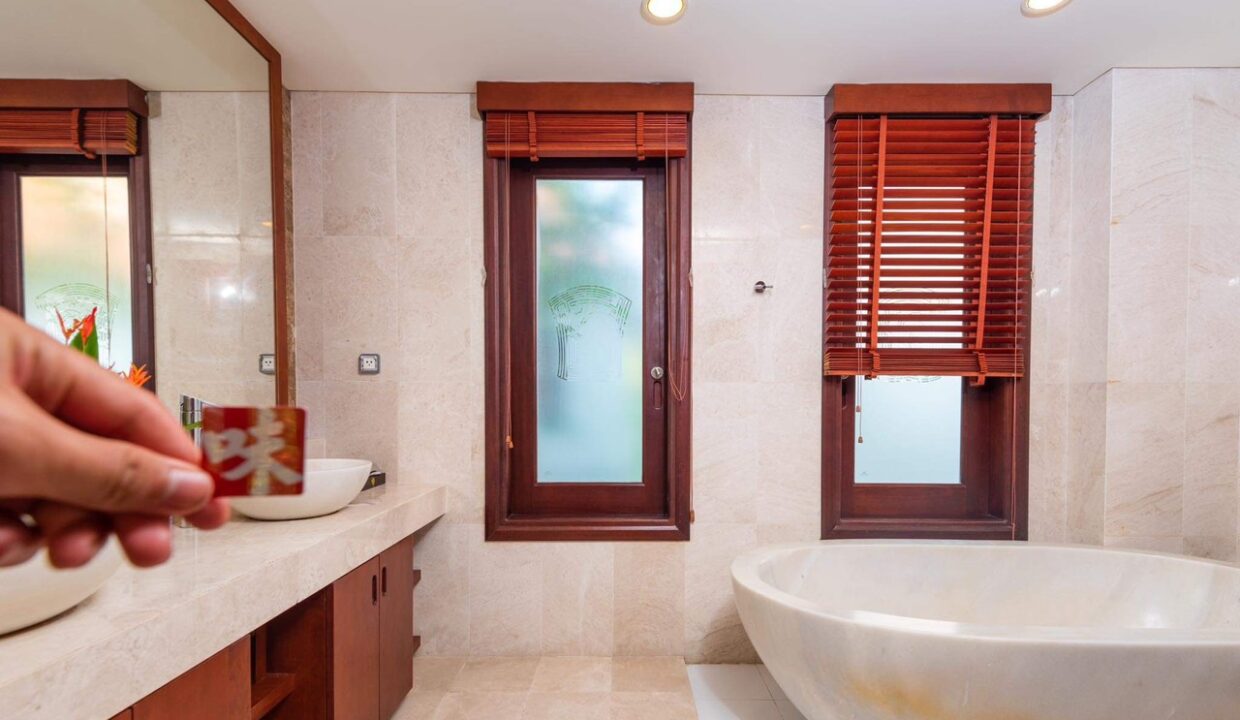 z3829037423673_a0b61973eef8f431f1b71e9009ccf418