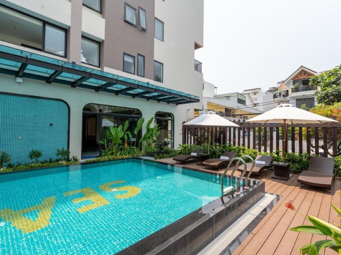2022 04 22 Beautiful 1-Bedroom Apartment with Pool and Gym in My An