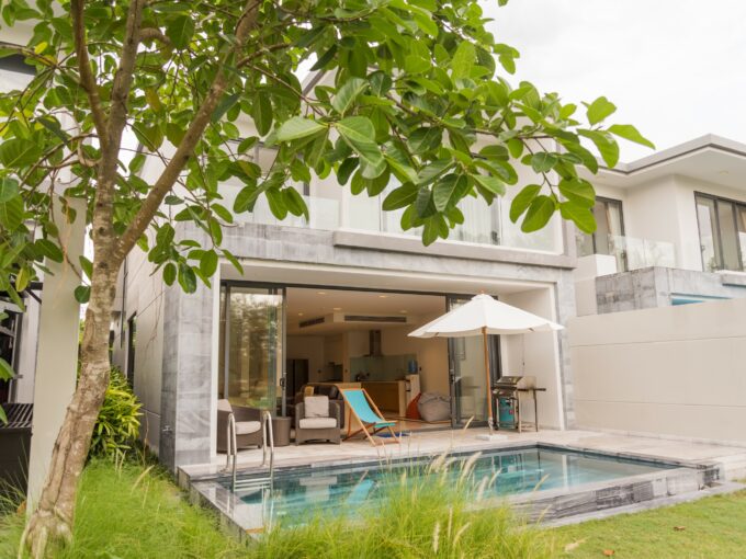 MIA 2874 Luxurious 3 Bedrooms Villa at The Point for Rent in Da Nang