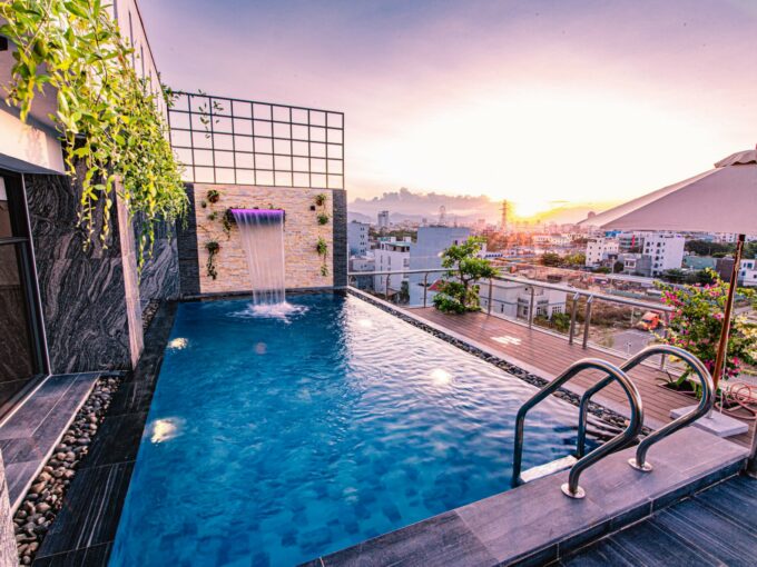 z3903819225579 d55bc323ccd4b0bc978db23e5f1933d3 Introducing a Modern 2 Bedrooms Apartment with Rooftop Pool near My Khe Beach