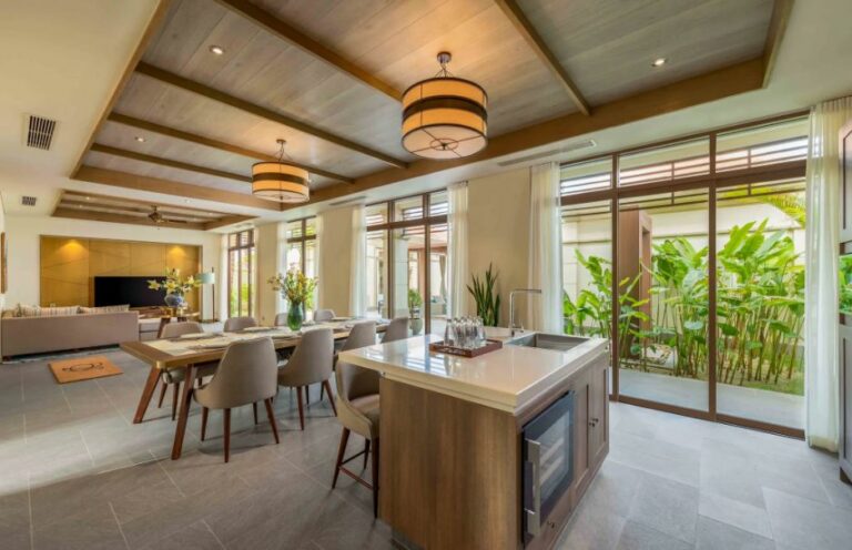 4-bedroom house for rent, 700 m², Ngũ Hành Sơn