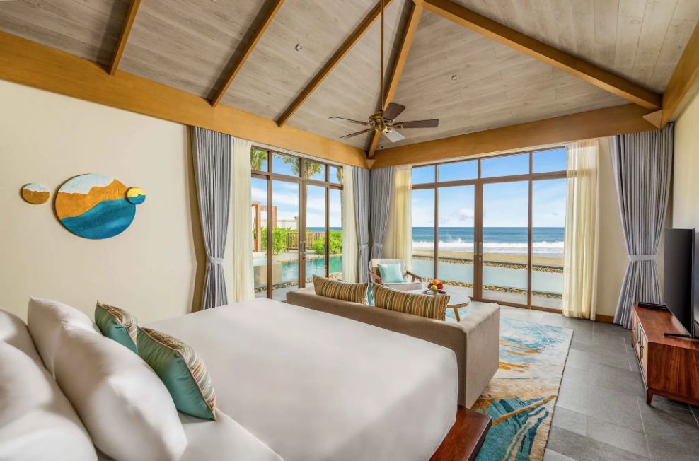 Ban sao cua 5BR Beach Front Villa 4 5-Bedroom Beachfront Property in Fusion Resort & Villas Da Nang