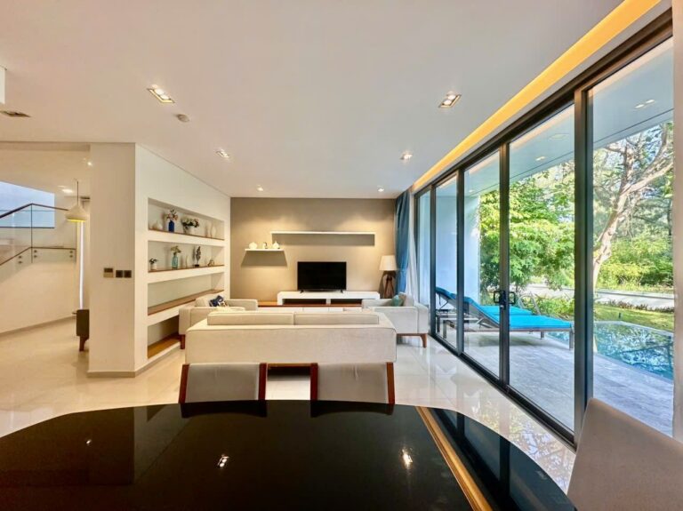 Сдаётся дом, 3 спальни, 240 м², Ngũ Hành Sơn