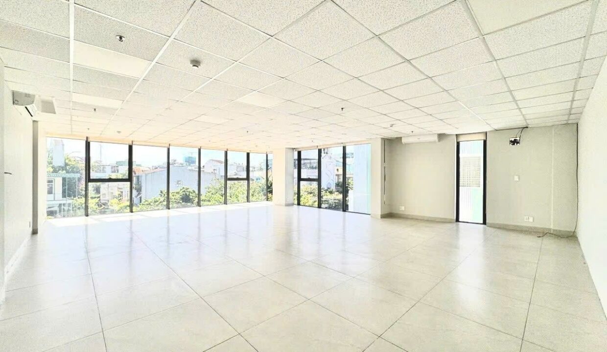 modern office for rent in Da Nang