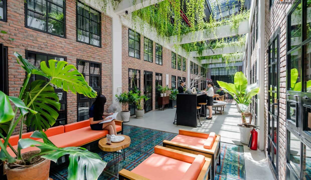 Tik Tak Co-working Space common lounge area in Hai Chau District Da Nang