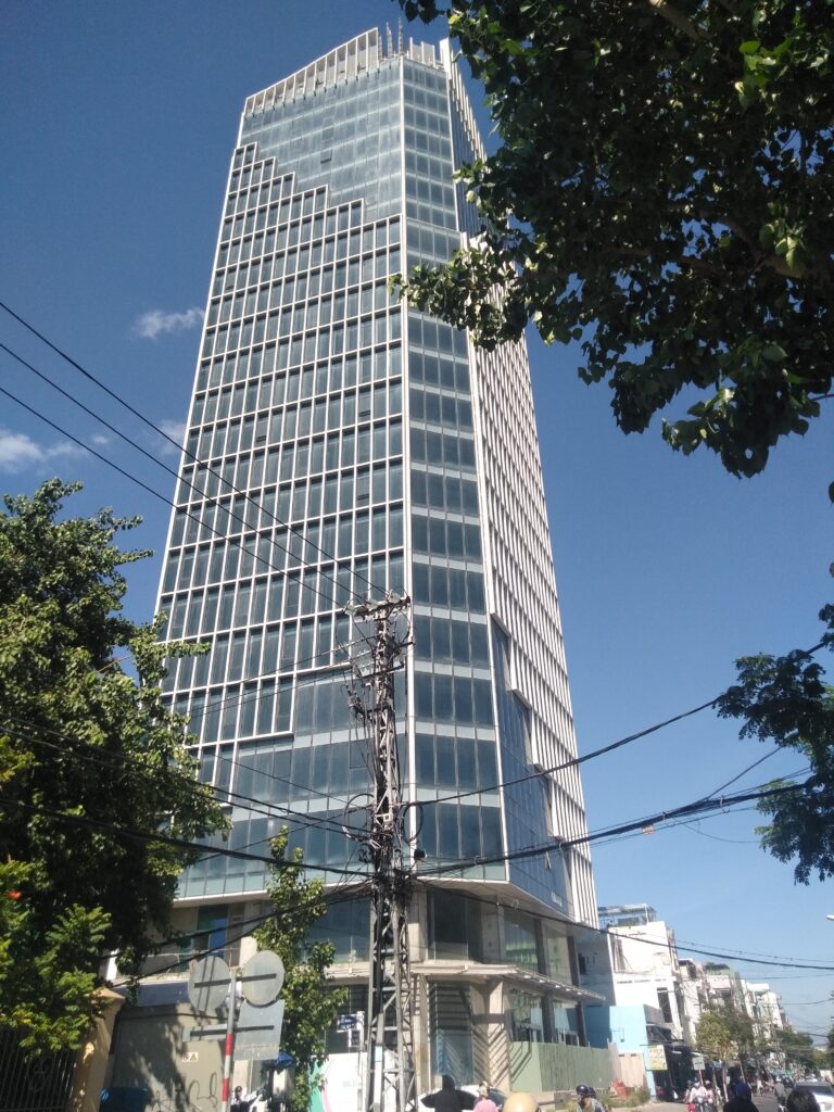 Nhat Phong Van Building office building in Hai Chau District Da Nang