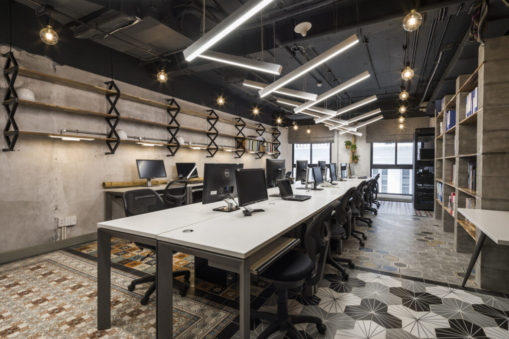 Office space inside Nhat Phong Van Building Hai Chau Da Nang