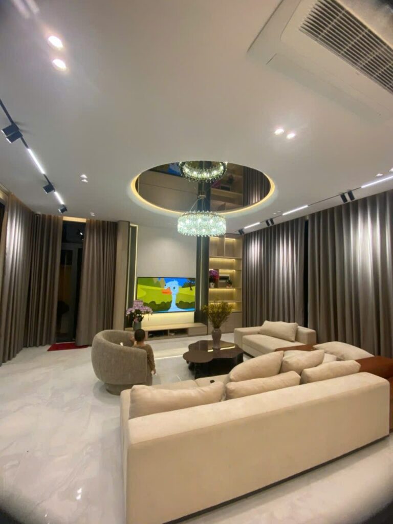 6-bedroom house for rent, 660 m², Hải Châu
