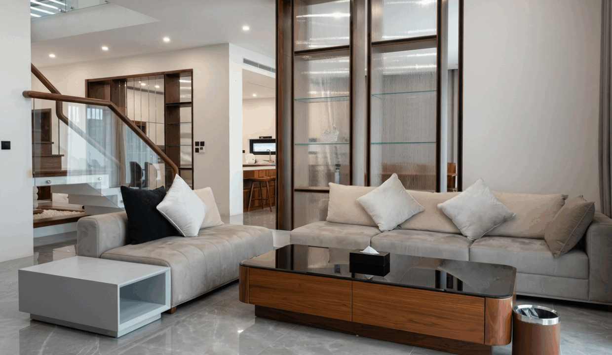 Luxury villa in One River