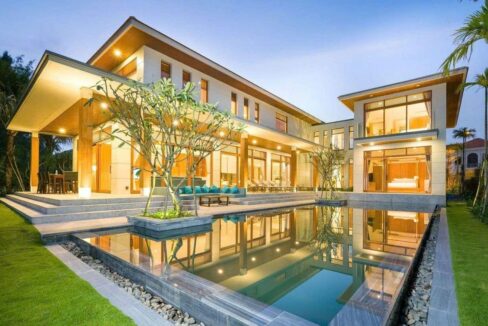 Villa in the ocean estates 3