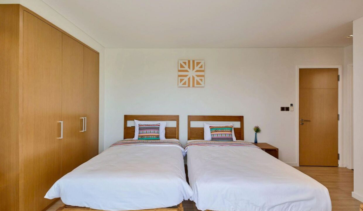 Golf Villa in The Point 7