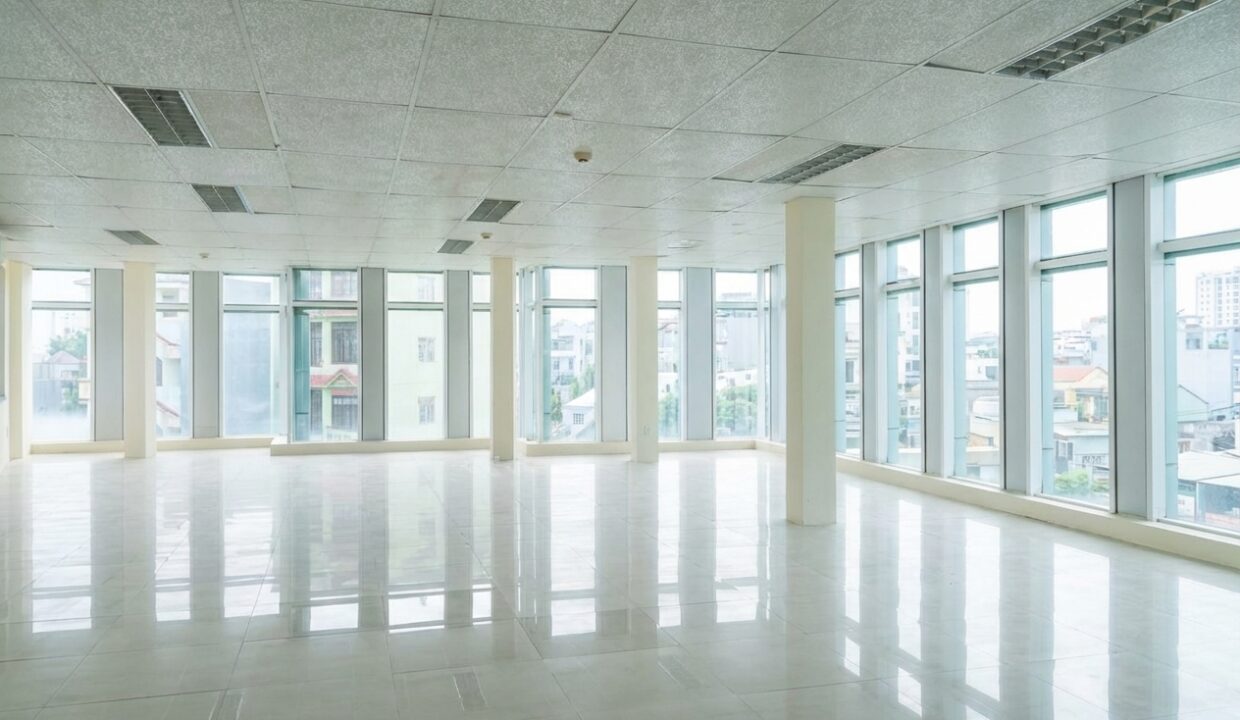 Sunrise Building 1 cheap office for rent in Cam Le 4