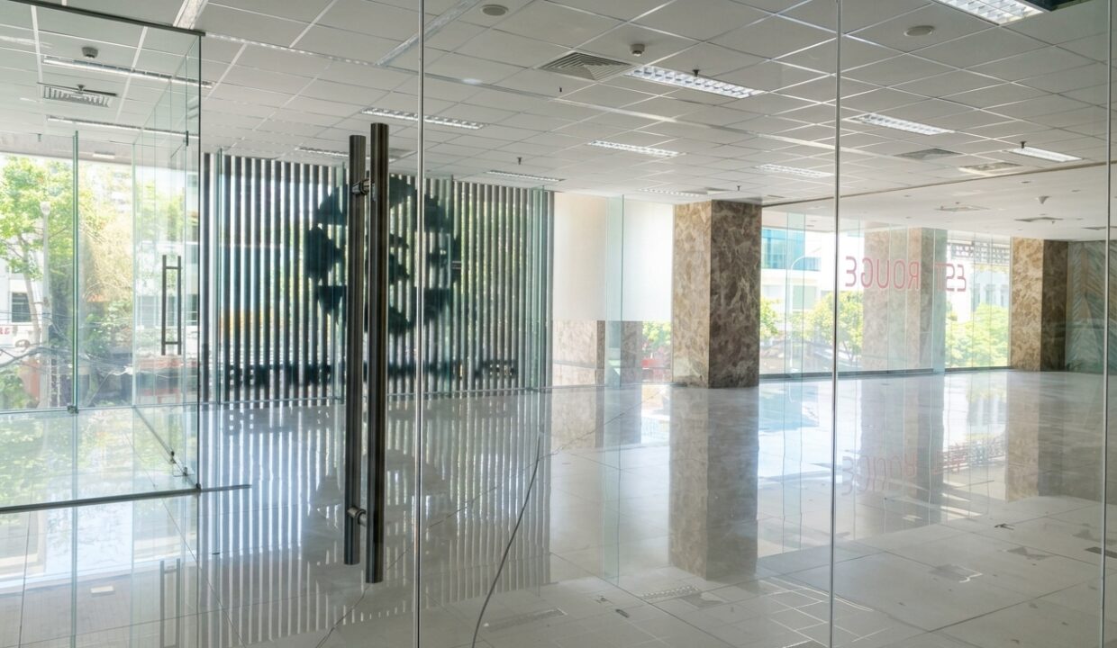 Fhome-office-building-affordable-office-for-rent-2