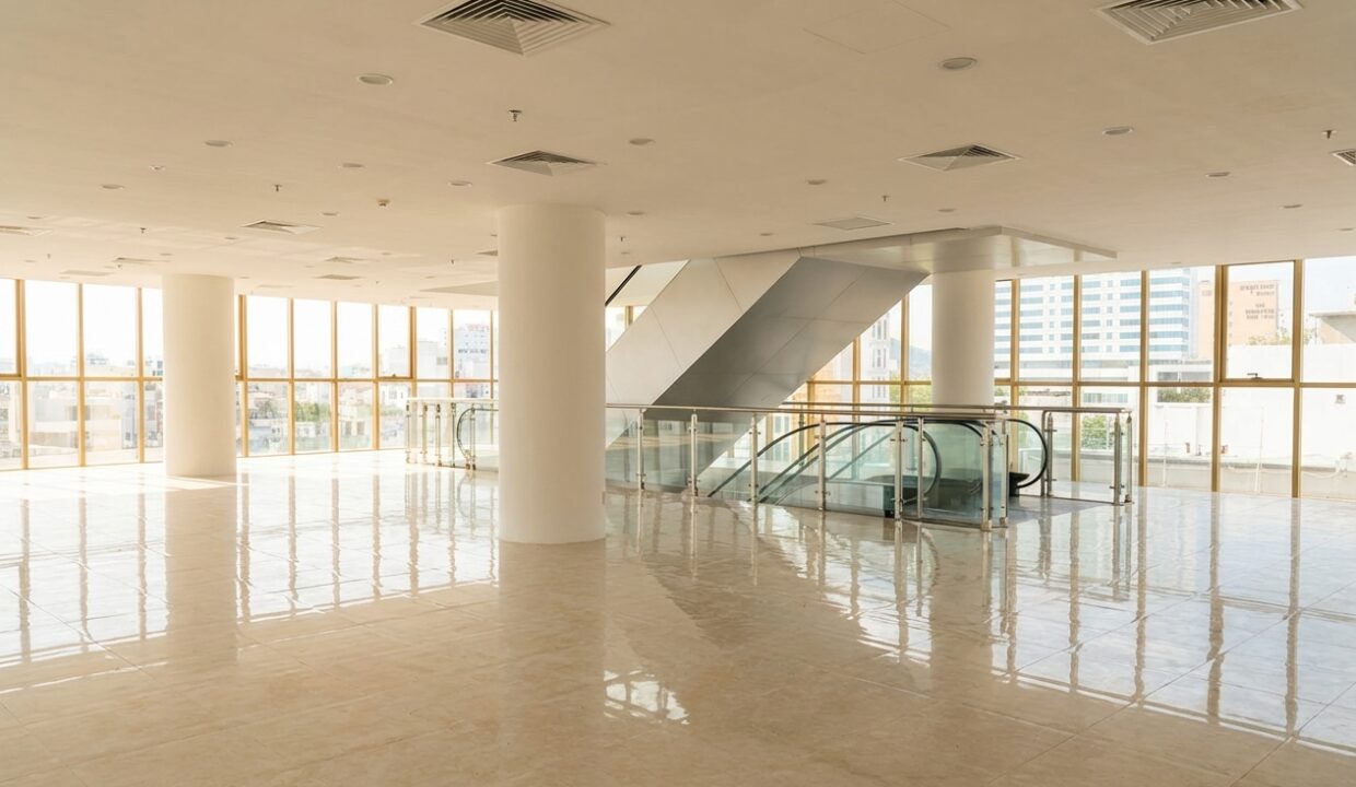 SHB-building-da-nang-grade-A-office-for-lease-3
